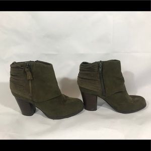 Women’s ankle boots